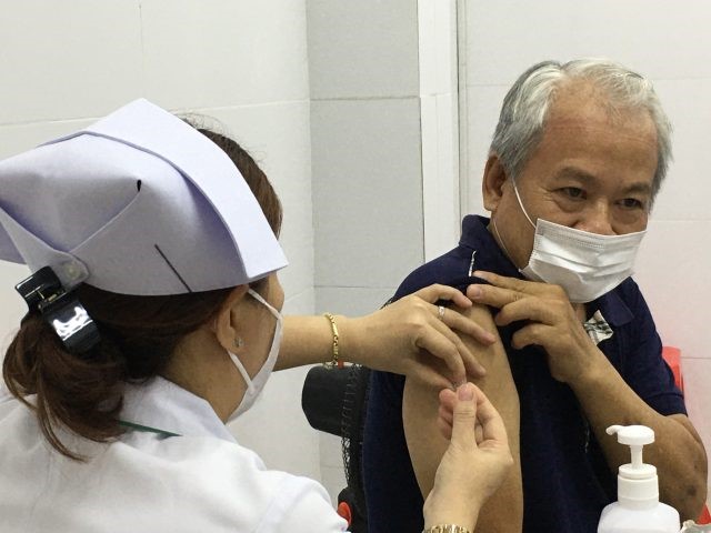Hà Nội, TP HCM đã có ca COVID-19 nhiễm biến thể phụ BA.4, BA.5: Các chuyên gia khuyến cáo gì? - Ảnh 3.
